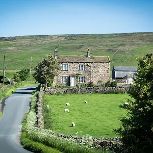 https://crown-cottage-farm.yorkshirehotels.net