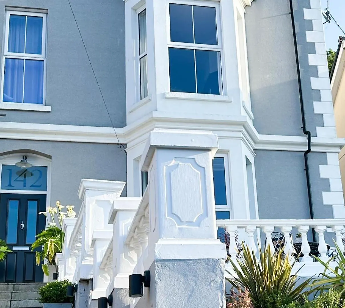 View At 142 Bed & Breakfast The Mumbles 0*,  United Kingdom